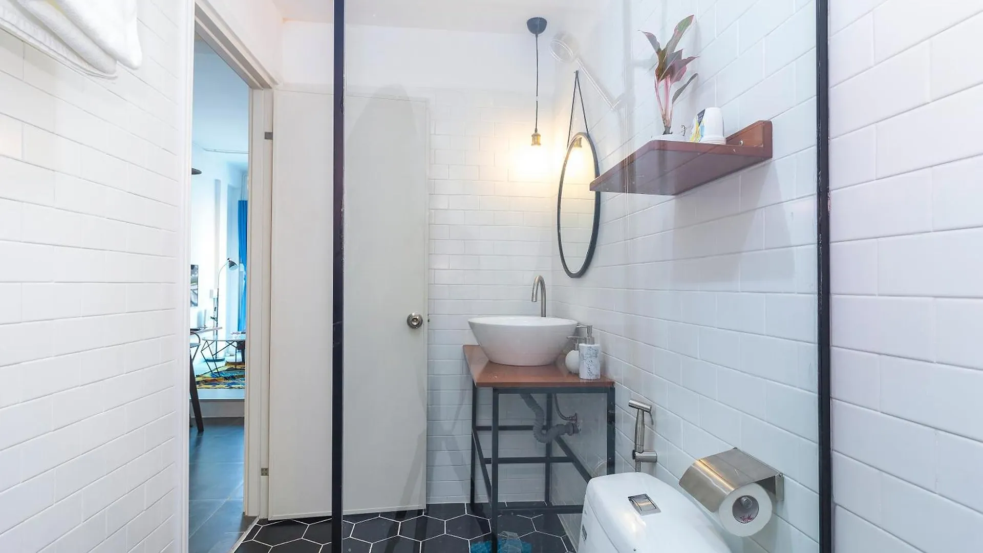 Aparments In Bui Vien Walking Street Apartment Ho Chi Minh City