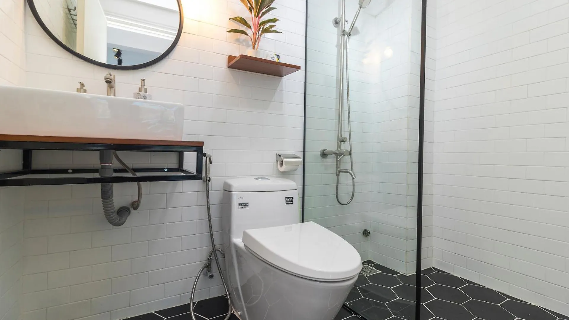 Aparments In Bui Vien Walking Street Apartment Ho Chi Minh City 0*,  Vietnam